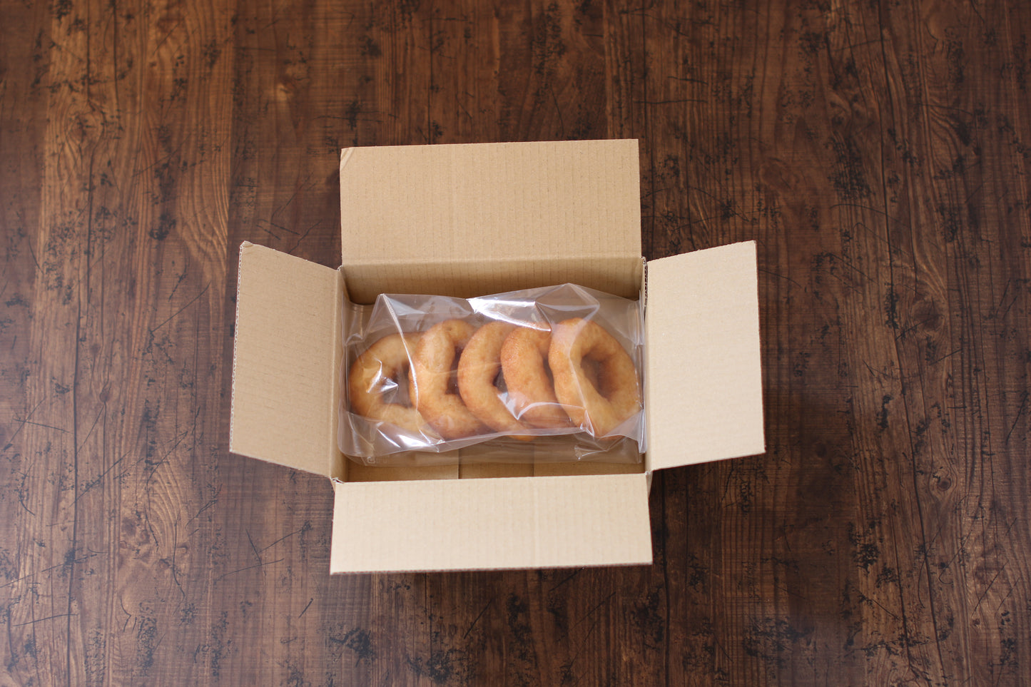 農家さんから直接仕入れた原材料で作ったもちもち米粉ドーナツ(冷凍)